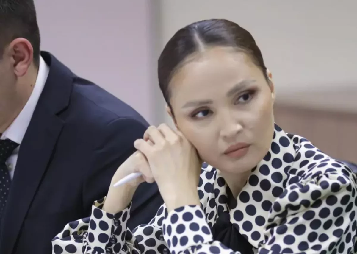 "Қайраттың екінші әйелі бар". Жұлдыз Абдукаримованың соңғы жазбасы оқырмандарын ойландырып қойды