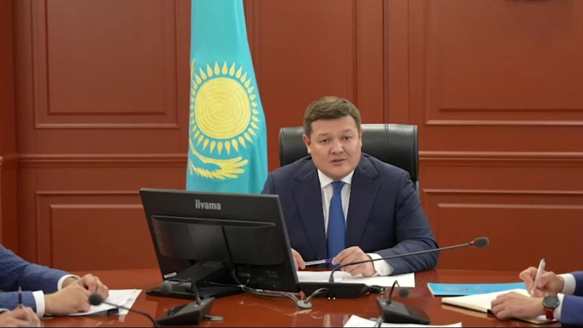 «Букмекерлік кеңселерді бақылаусыз жарнамалау дәуірі өткенге айналуы керек», - А. Оралов