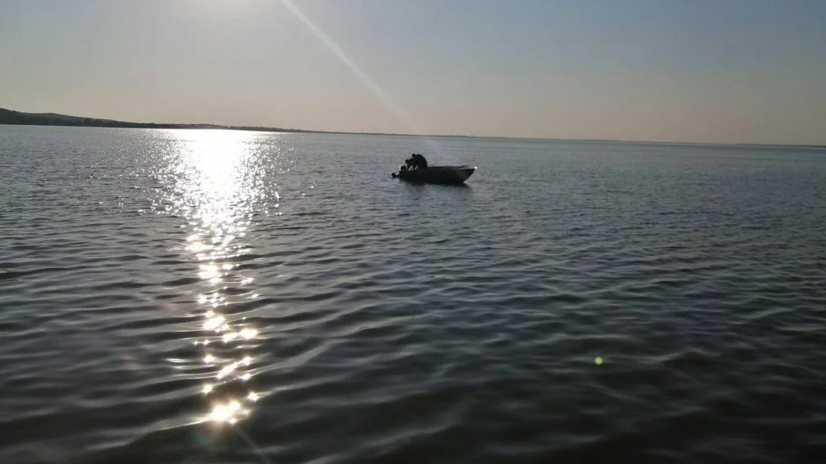 Каспий теңізінен ер адам құтқарылды