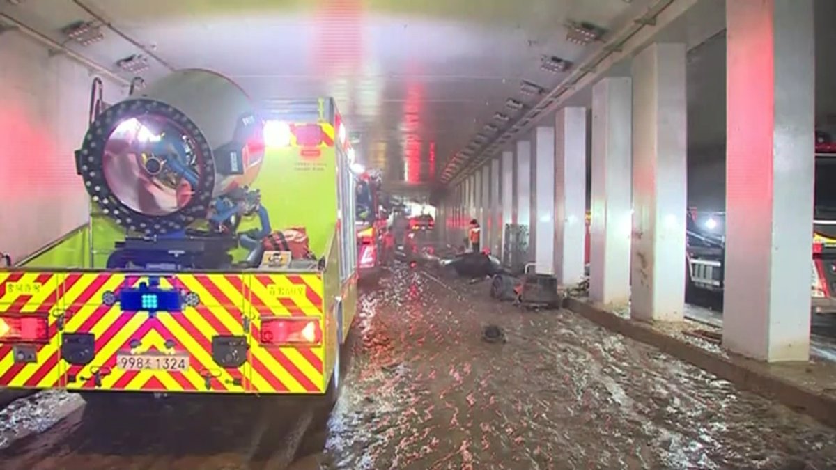 Смертельное наводнение в Южной Корее: президент страны обвинил правительство