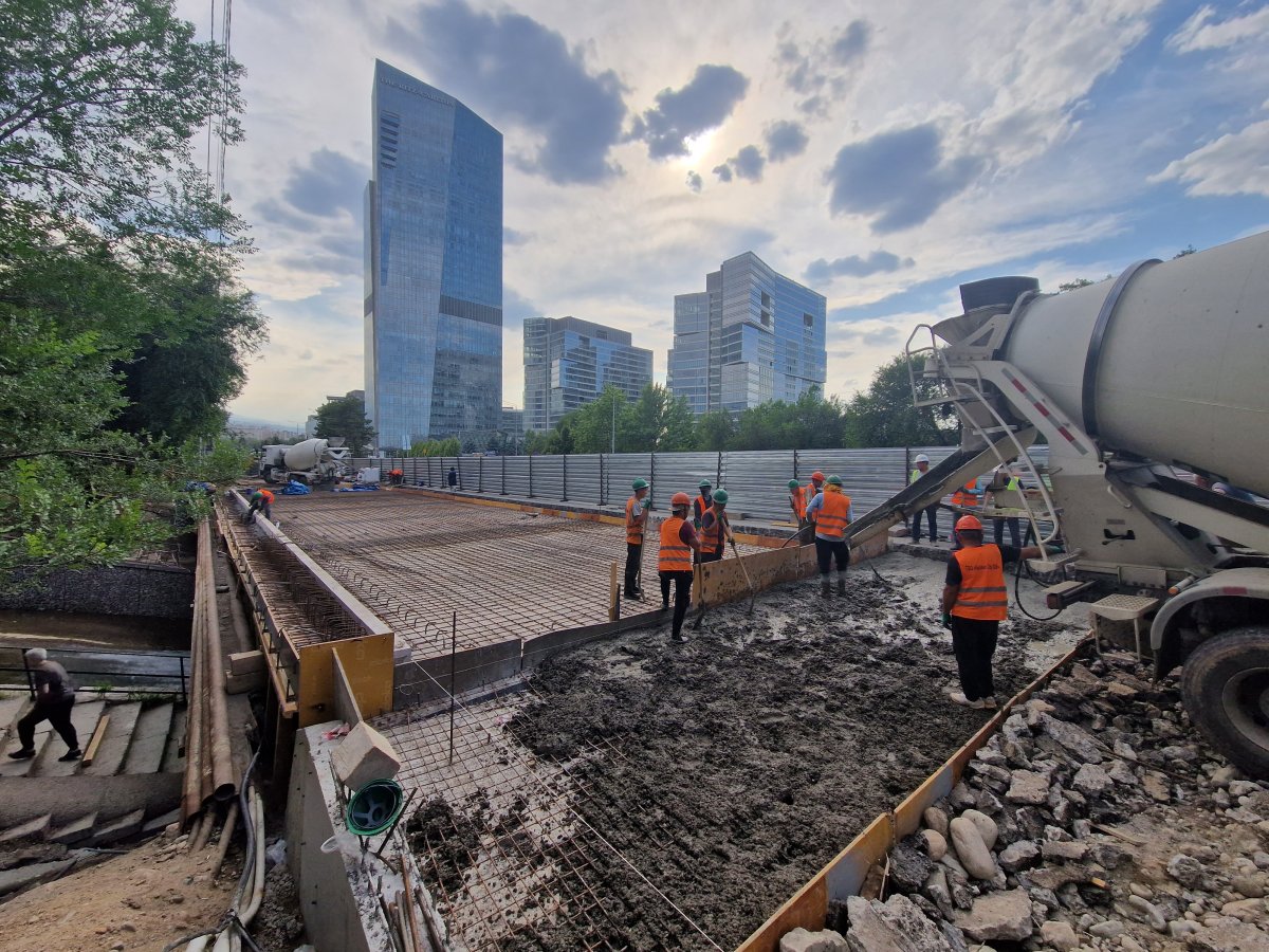 Реконструкцию моста через Есентай в Алматы завершат до сентября