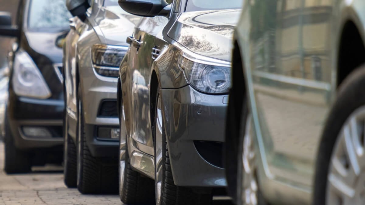 Қазақстанға әкелінген автокөліктерді уақытша тіркеу басталды