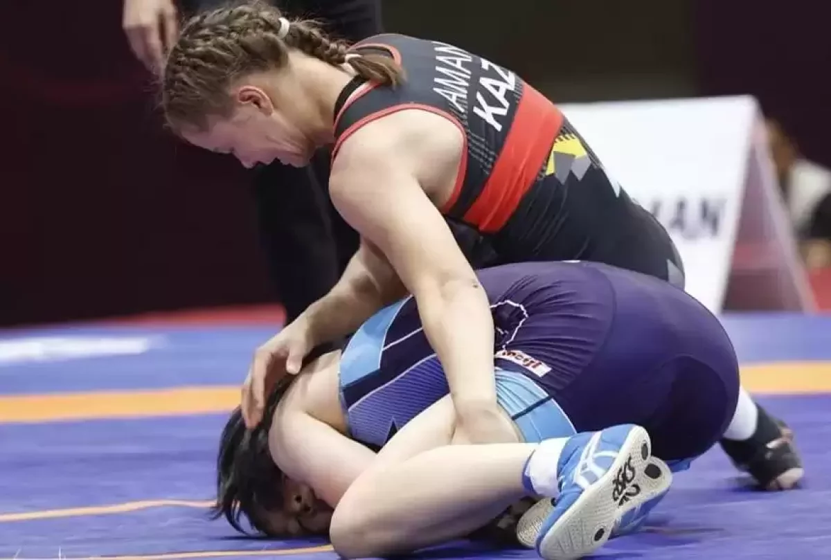 Азия чемпионатында әйелдер күресінен қазақстандық балуандар 1 күміс, 4 қола алды