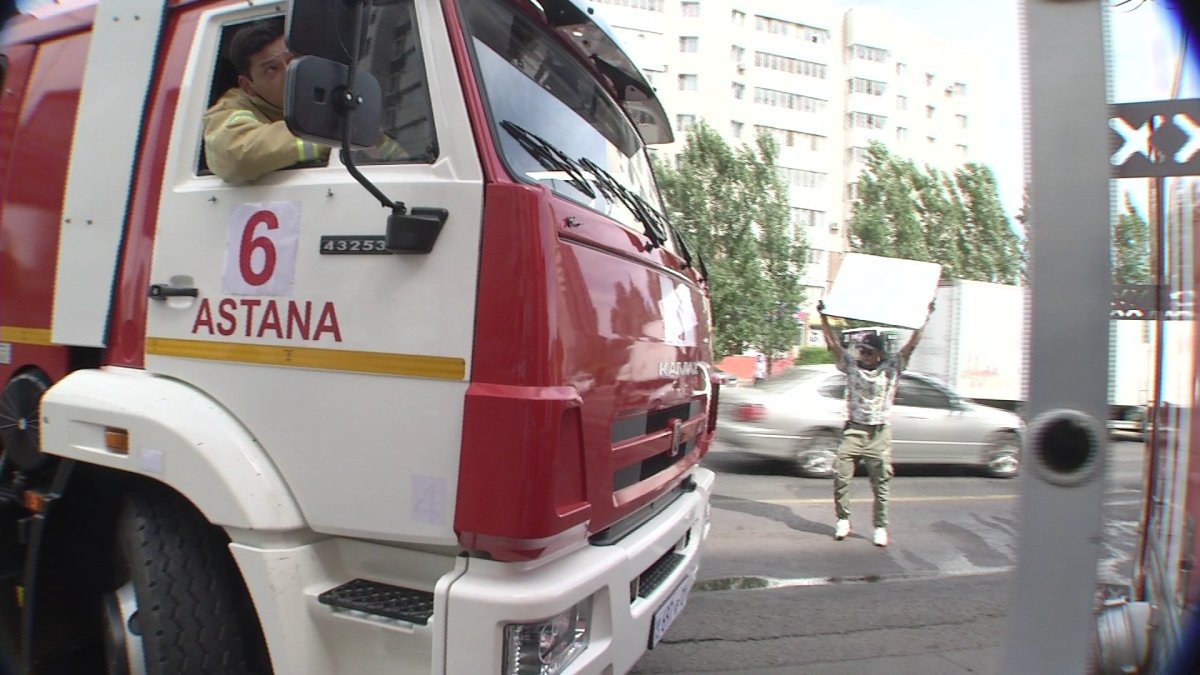 Жұмыс барысында қаза тапқан өрт сөндіруші Асқар Забикулиннің өміріне негізделген телехикая жарыққа шығады