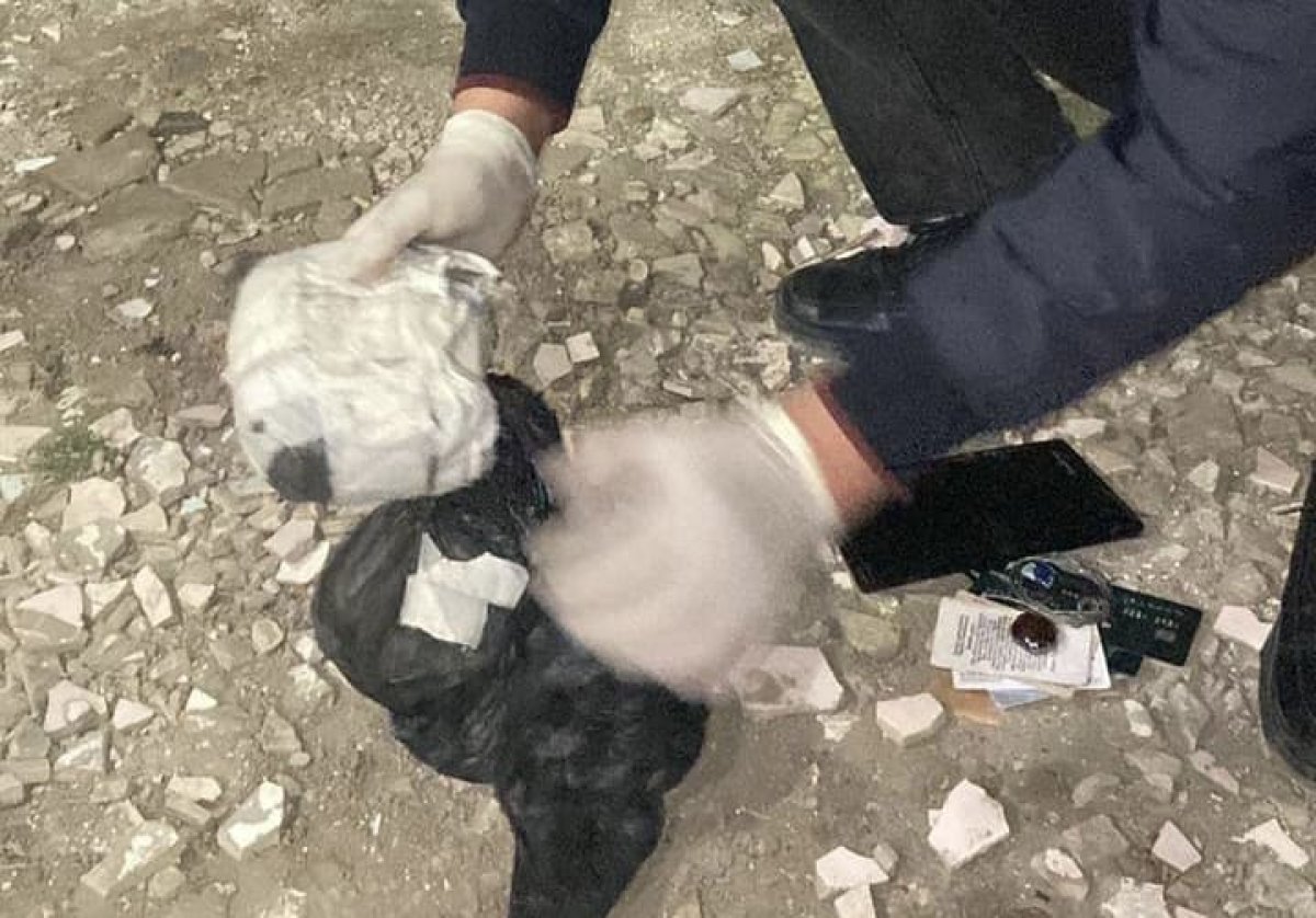 Абайца с 1500 дозами наркотика задержали полицейские