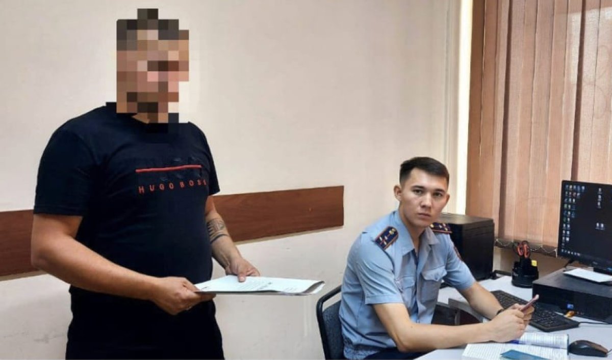 Жителя Семея выдворили из Казахстана за двойное гражданство