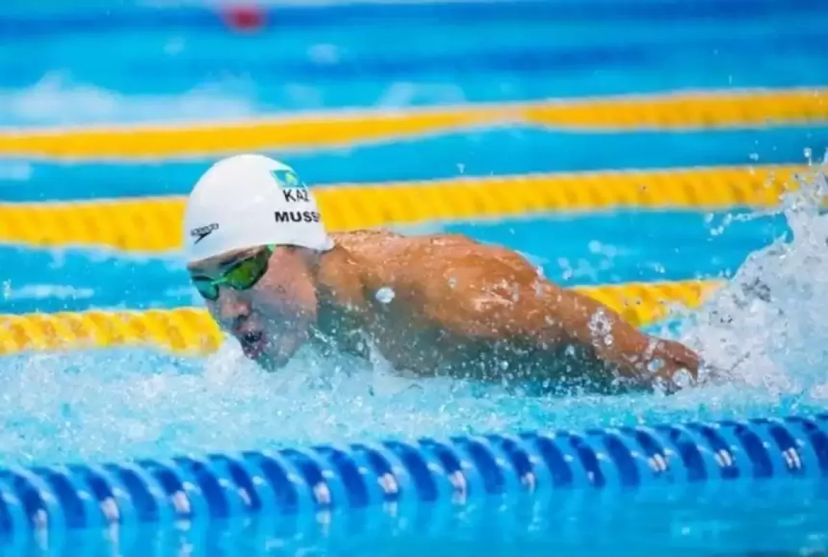 Әділбек Мусин жүзуден әлем чемпионатының жартылай финалына шықты