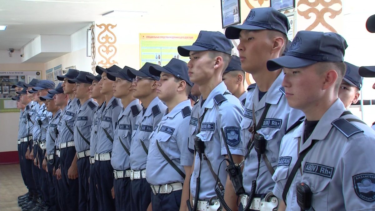 Более 700 военнослужащих впервые отправились на самостоятельную охрану улиц Астаны