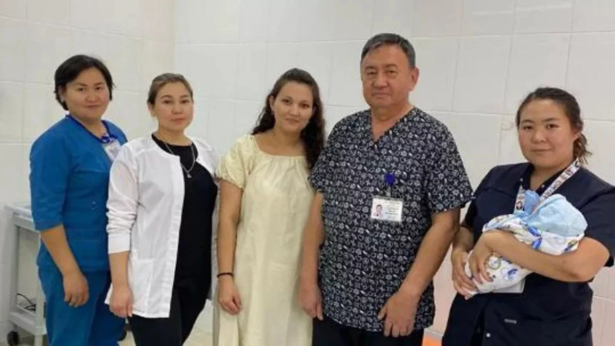 Бауыр трансплантациясы жасалған әйел үш күннен соң босанды