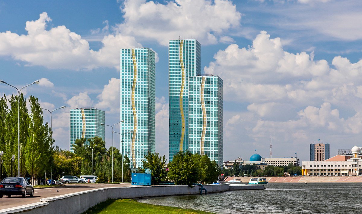 В театр или на озера: чем заняться туристу в сентябре