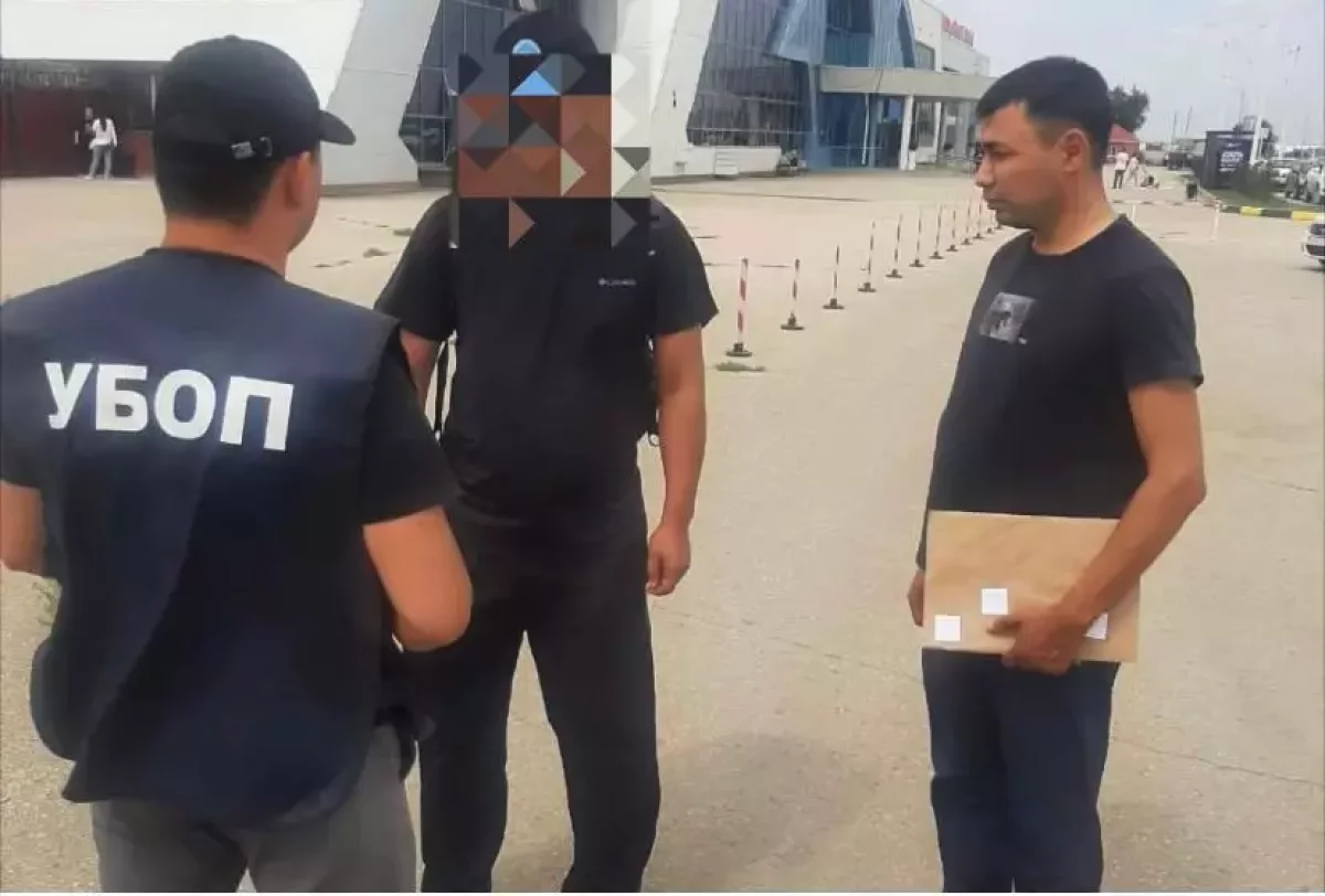 Оралдық 33 жастағы ер адам шетелге өз бүйрегін сатпақ болған