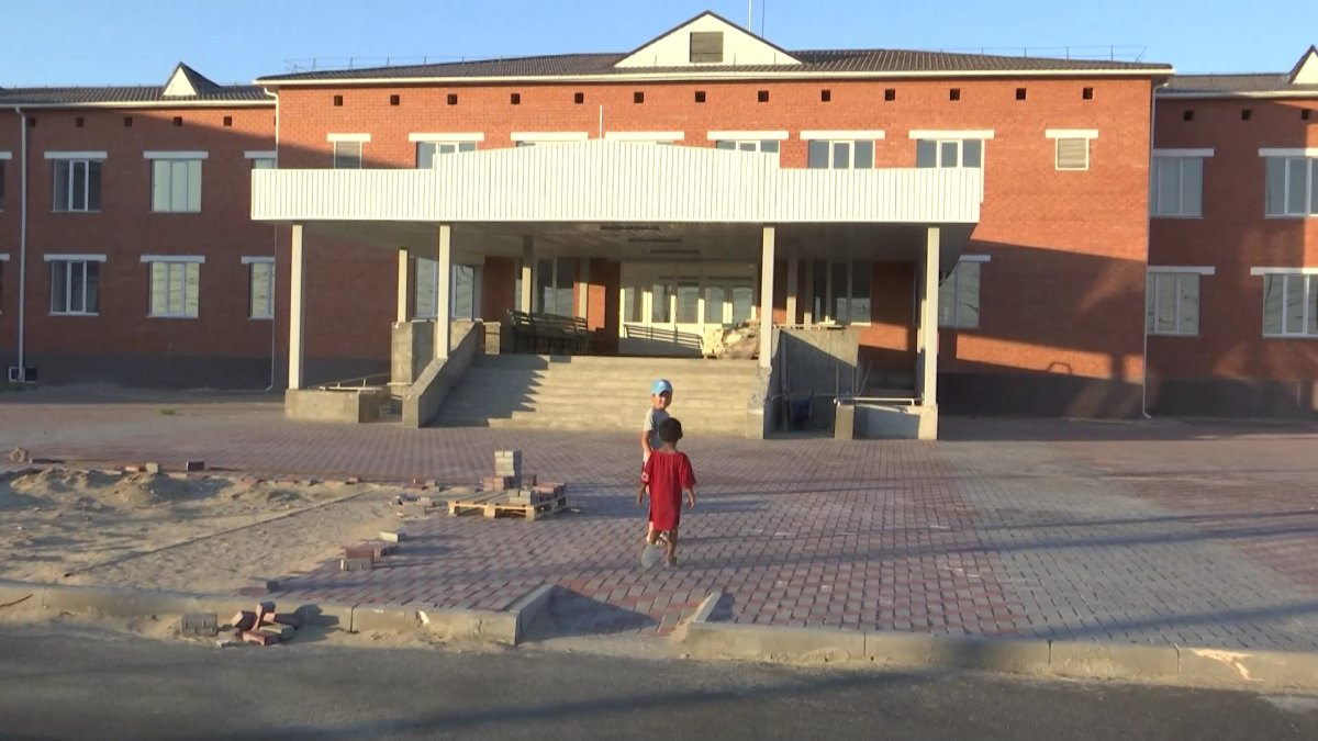 Қызылордада 4 айдан бері мектептің құрылысы тоқтап тұр