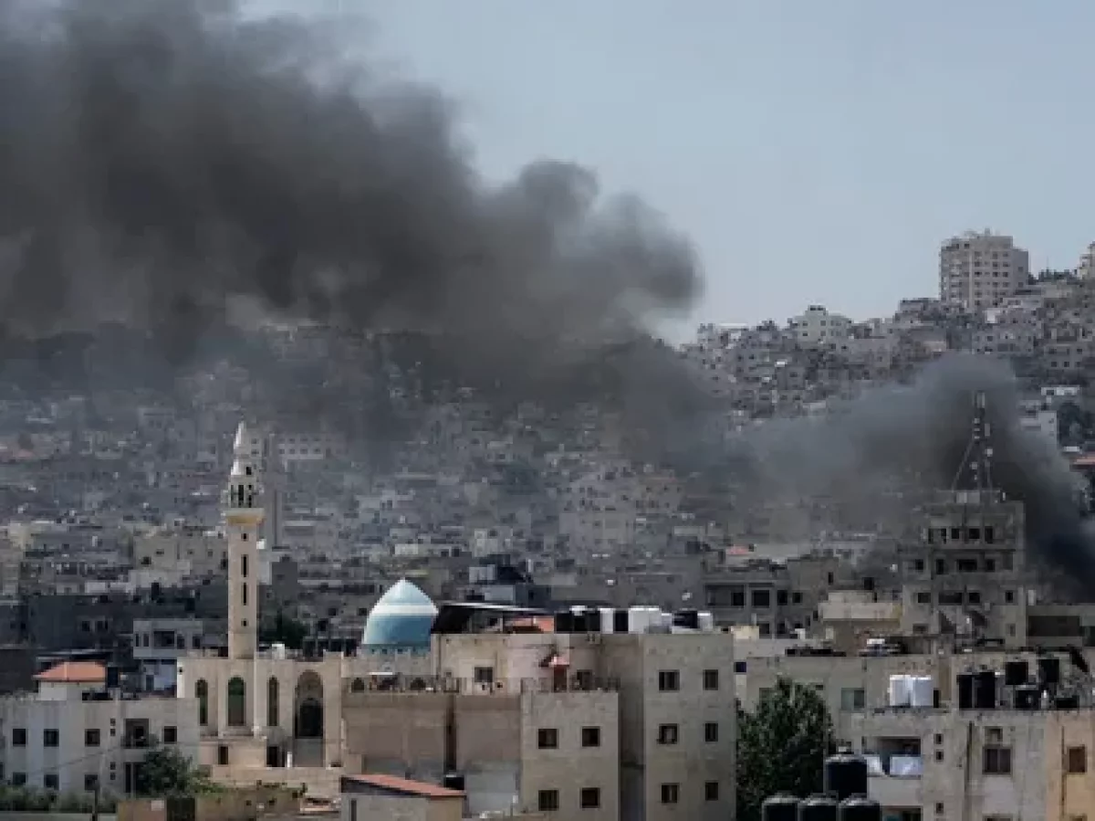 Израильде қақтығыстардан төрт мыңдай адам үйлерін тастап кеткен