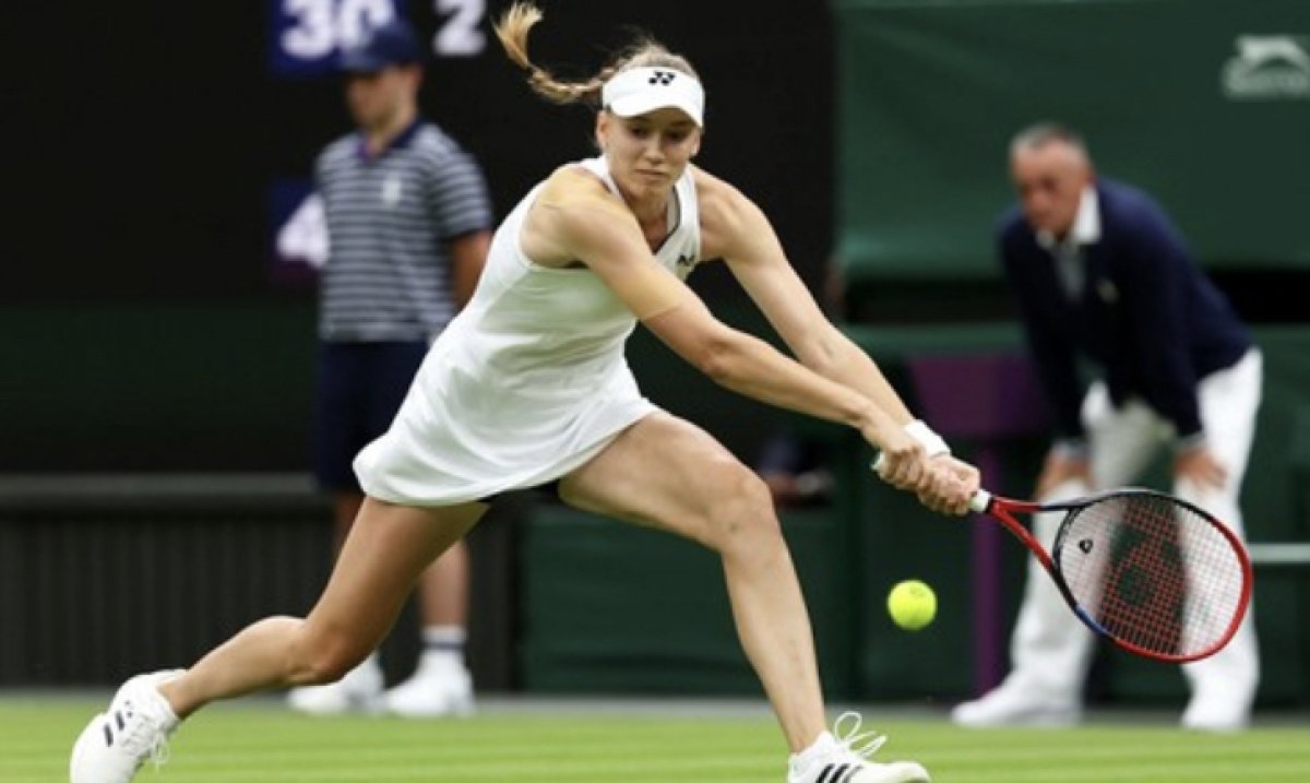 Рыбакина одержала победу во втором матче Уимблдона