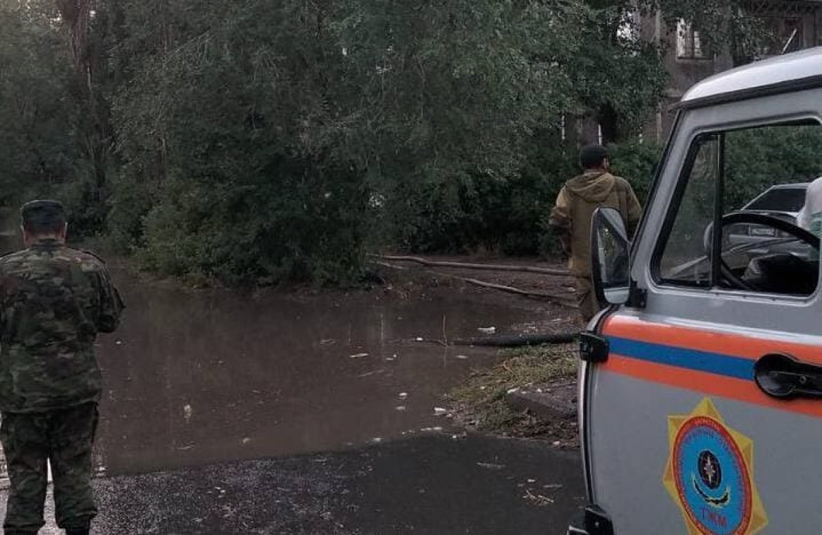 Павлодар затопило после ливня