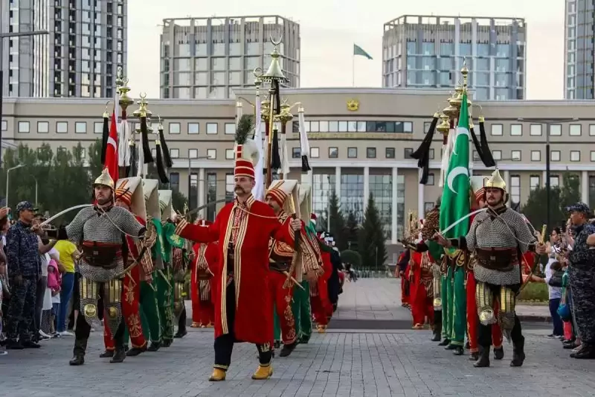 Астанада әлемнің әскери оркестрлері өнер көрсетіп жатыр