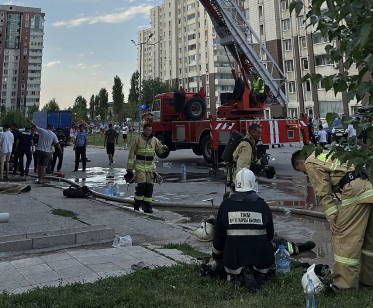 Женщина погибла во время пожара в Алматы