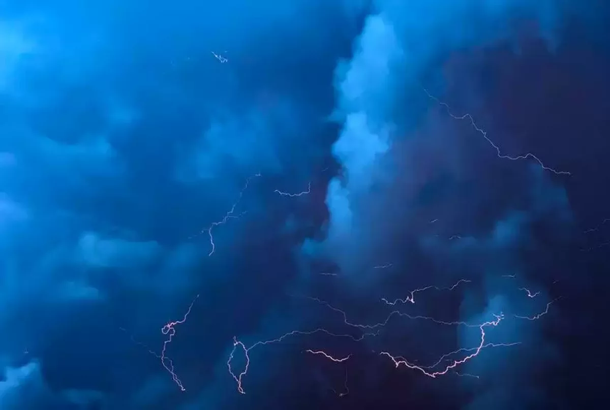 Найзағайдан жарақат алды