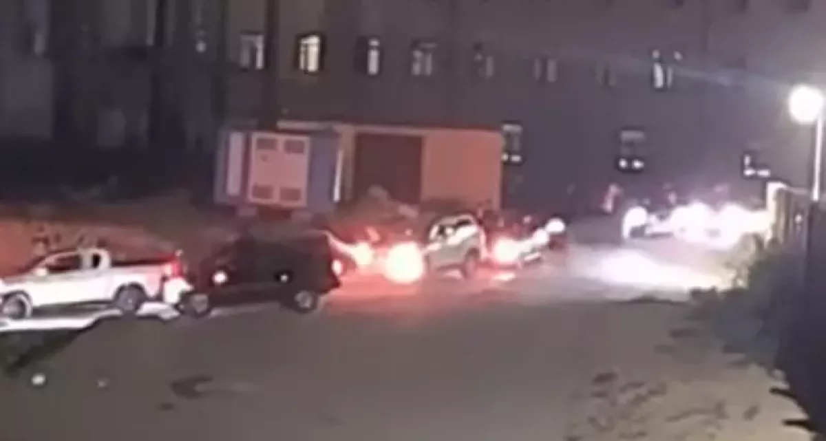 Атыс, айқай-шу: Ақтауда бассыздық жасаған кортеж видеоға түсіп қалды