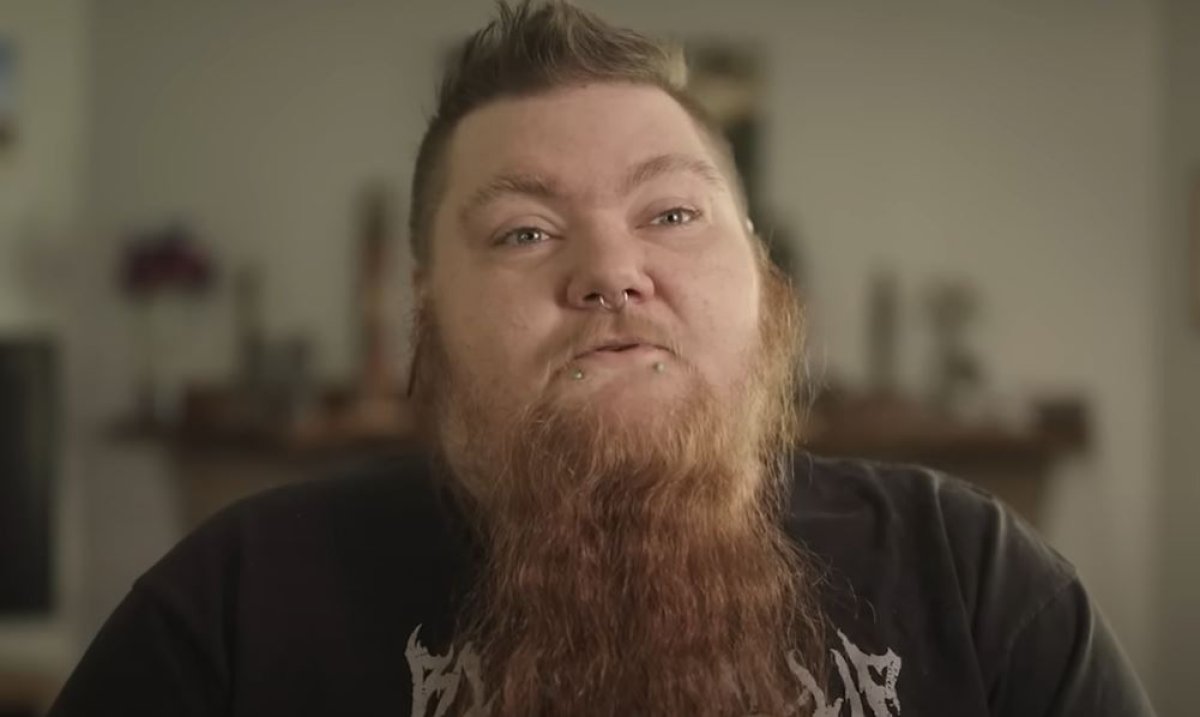 Американка отрастила 30-сантиметровую бороду и попала в Книгу рекордов Гиннесса