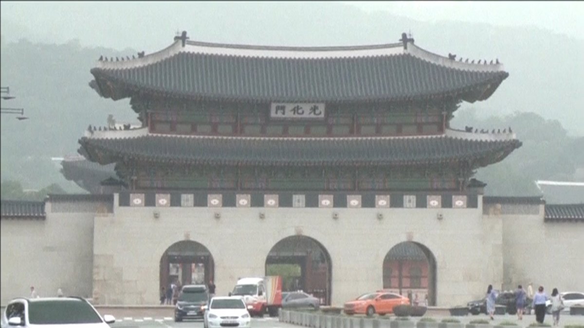 Стали известны подробности нападения казахстанки на водителя автобуса в Южной Корее