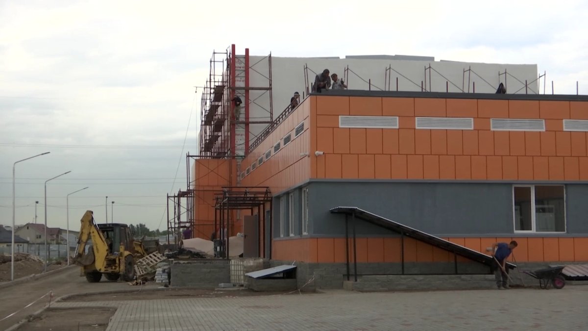 "Оқушылар таза әрі бояу иісі жоқ сыныптарға келуі тиіс", - Ә.Смайылов