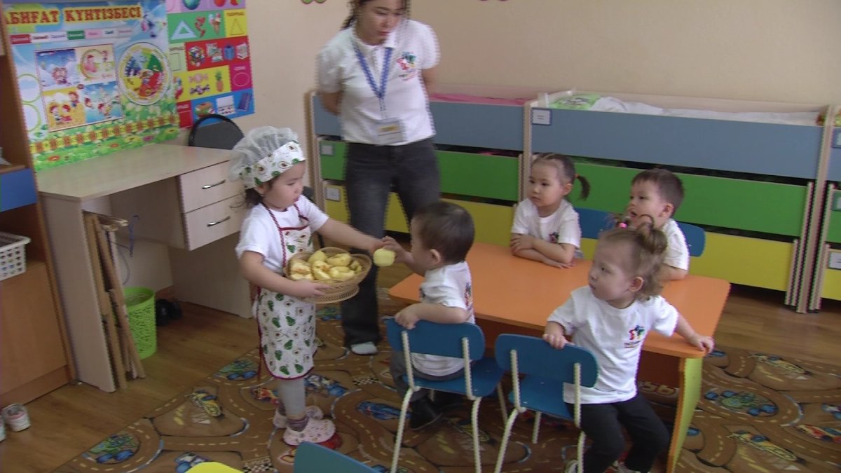 "Көпті күйзелткен балабақша кезегі әзір шешілмейді"- демограф