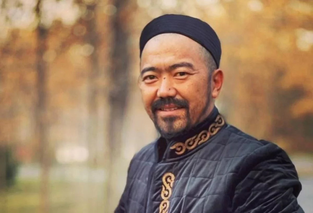 "Әйелдерге деген өшпенділік пайда болды": Актер Ерболат Әлқожа түсірілімнен кейін психологқа жүгінгенін жасырмады