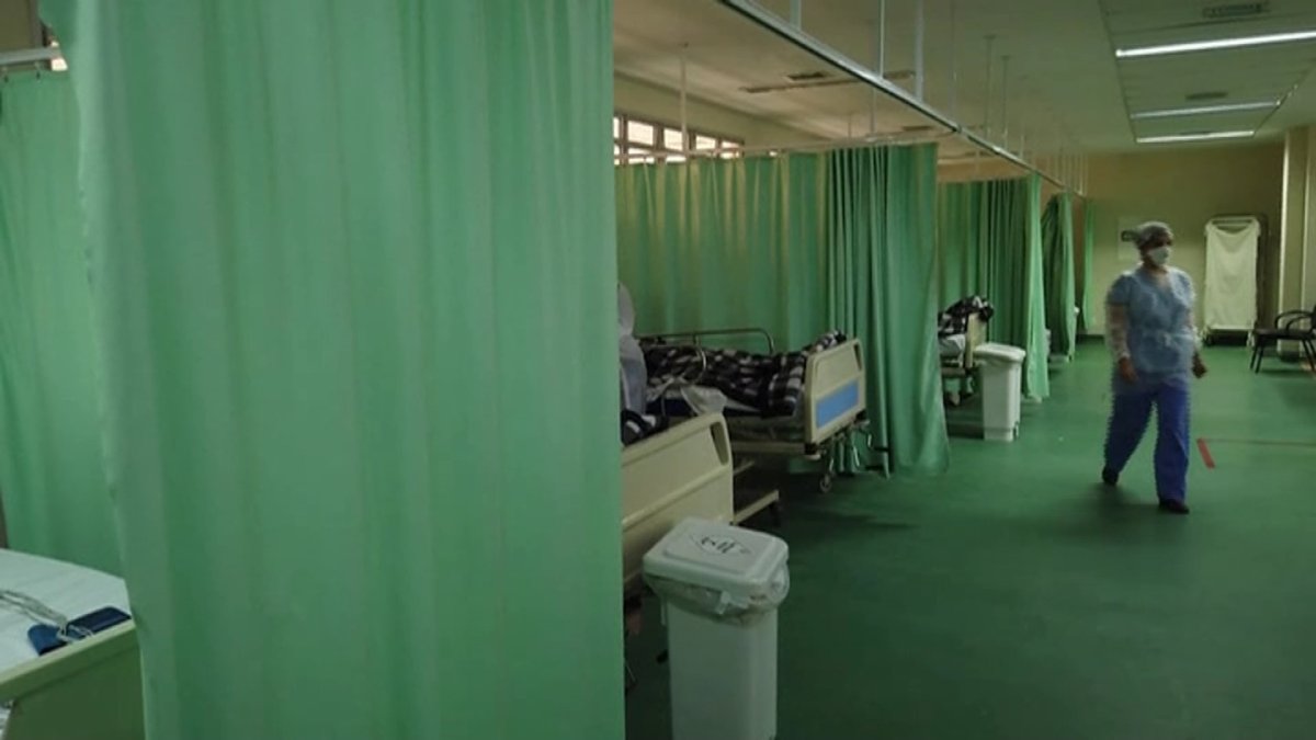 Число заболевших COVID-19 выросло на 63% за месяц