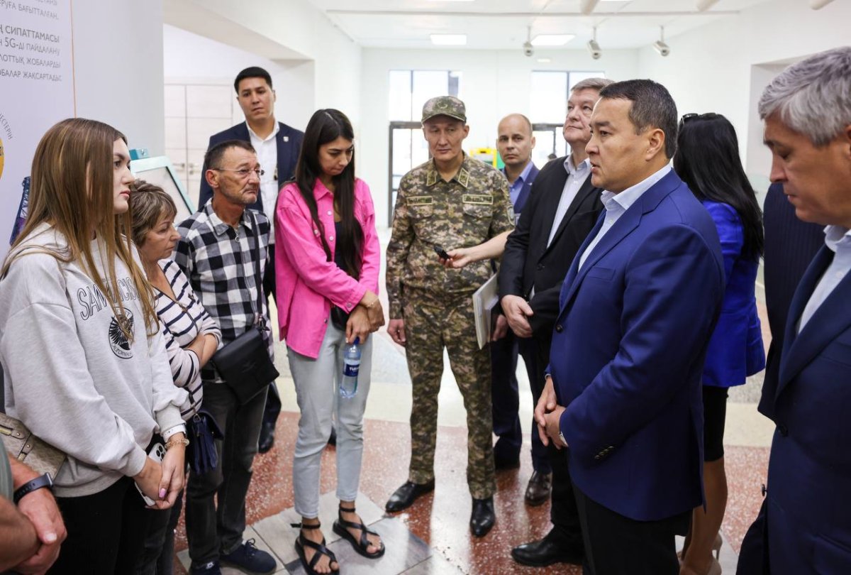 С семьями погибших шахтеров встретился премьер-министр