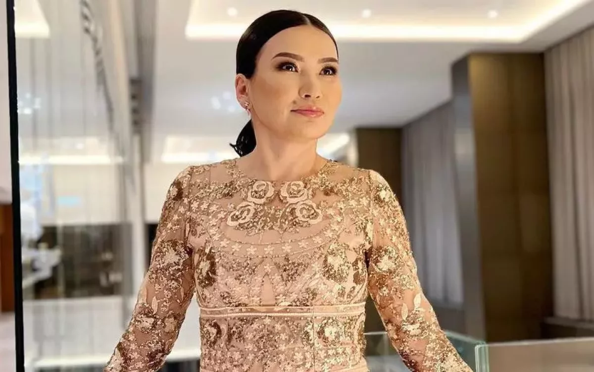 "Әр қаладан 10 миллионнан алдым". Құралай ханым қанша табыс тапқанын айтты