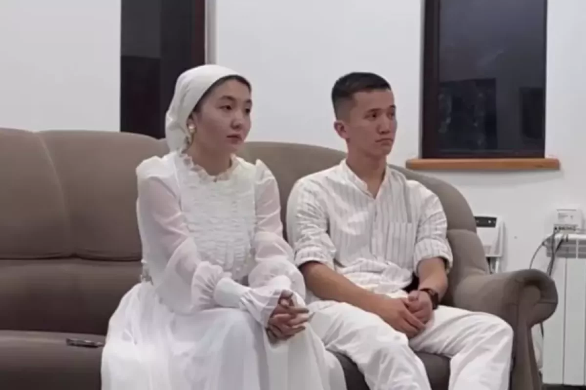 Танымал блогер мәһрге ерекше нәрсе сұрады