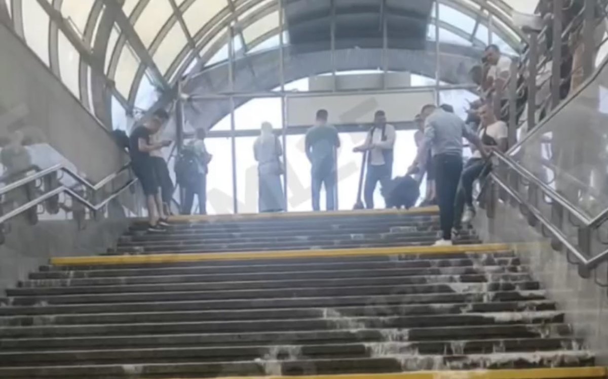 Ливень пробил крышу крупного концертного зала в Москве