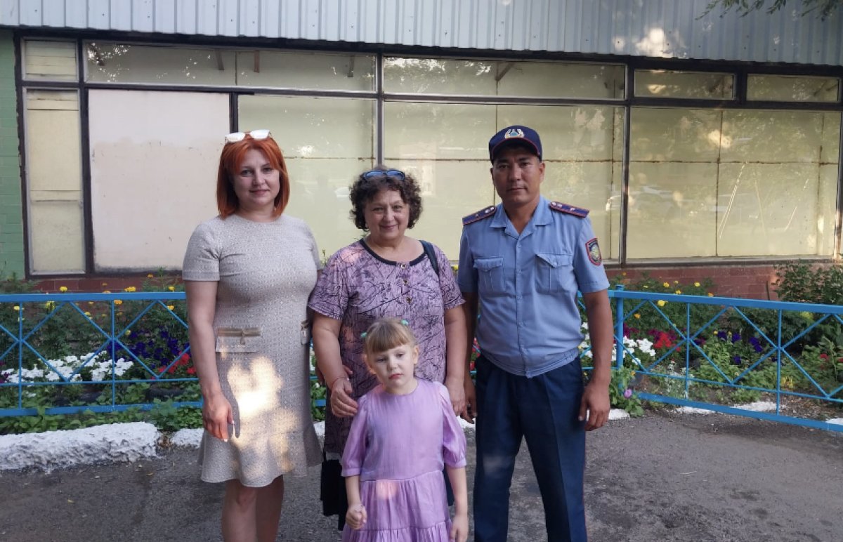 Ушла от мамы из магазина: 4-летнюю девочку искали в Лисаковске