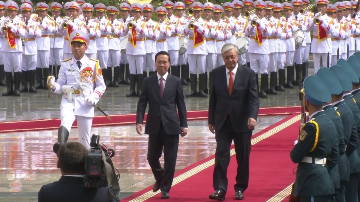 Қазақстандықтар енді Вьетнамға визасыз бара алады