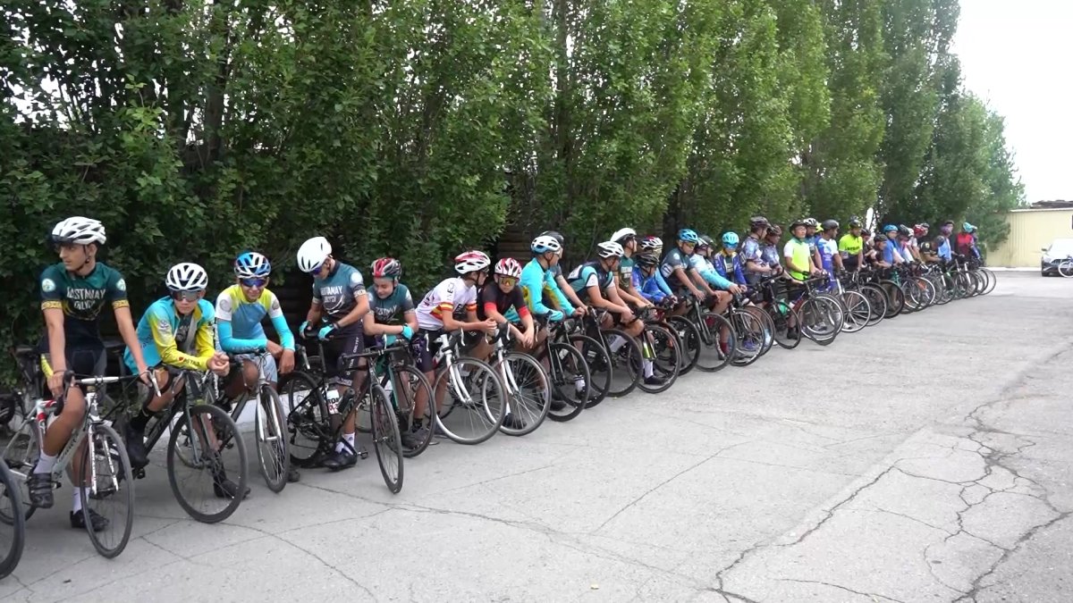 Қостанайда веложарыс өтті