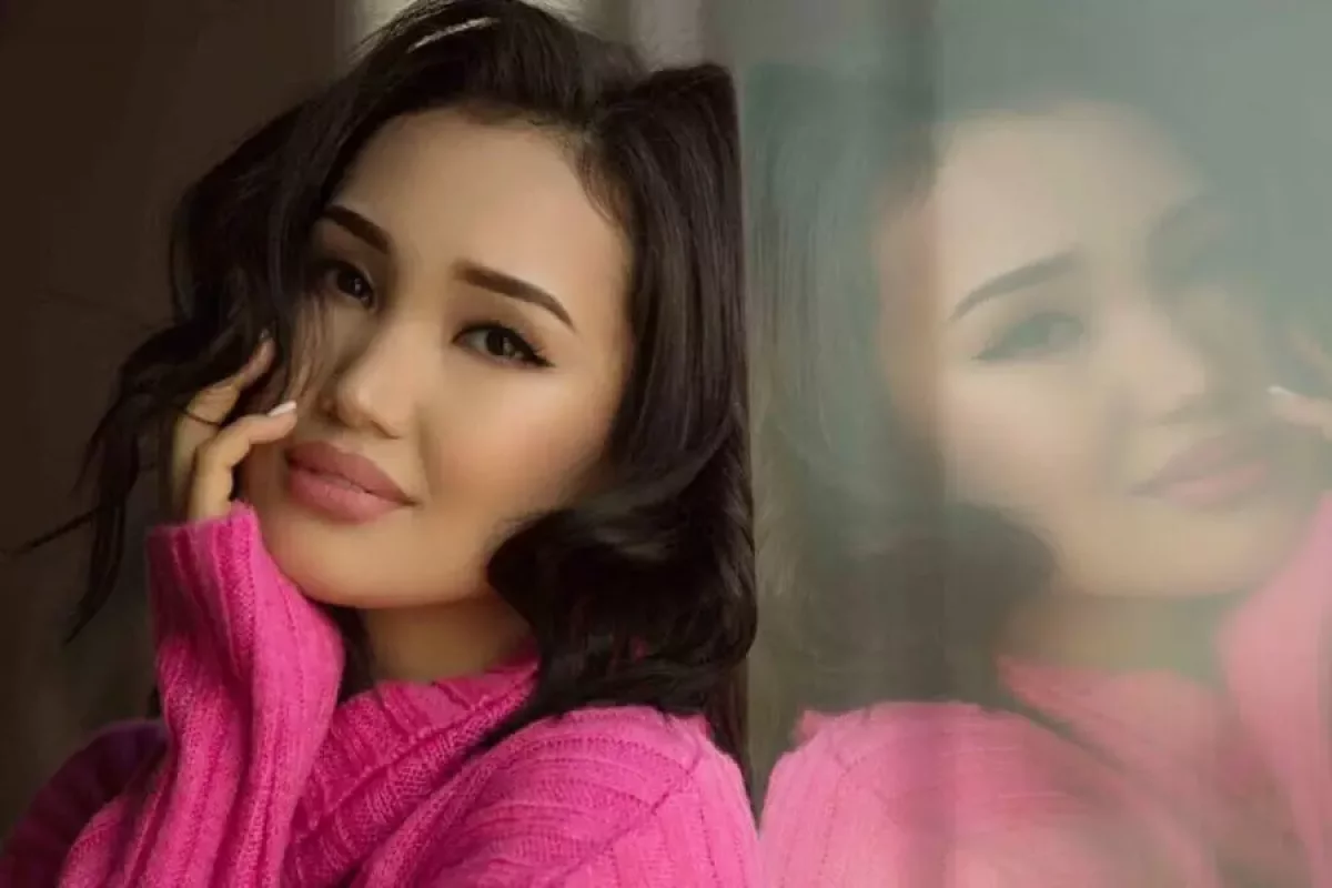 Әнші Назым Әбілдина ерекше гендер пати ұйымдастырды