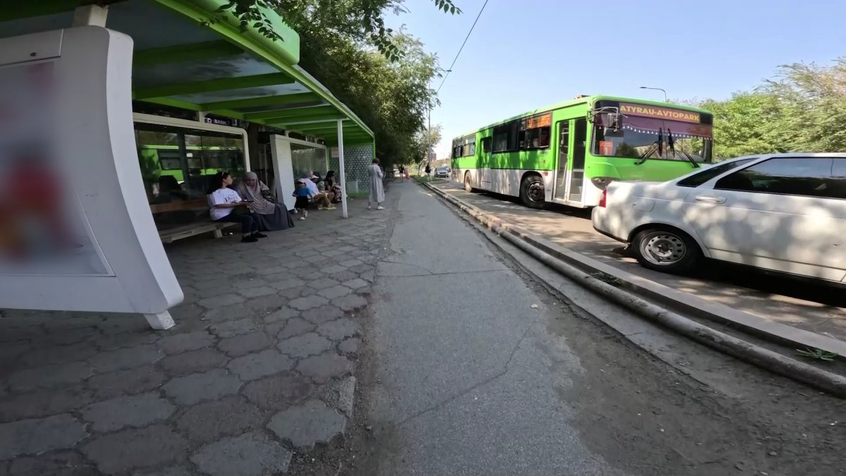 Атыраулық тілші көше мен аулаларға  есірткі жасырды