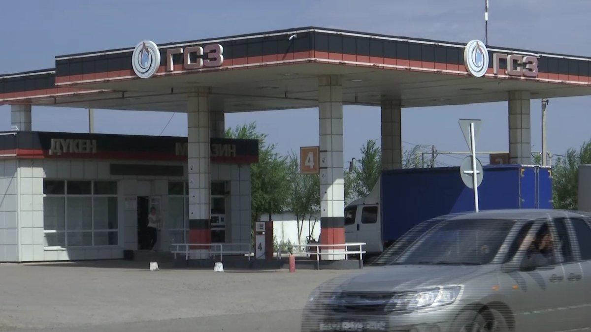 Ақтөбеде бір айдан бері автогаз тапшы. Жергілікті билік мәселені қалай шешуде?