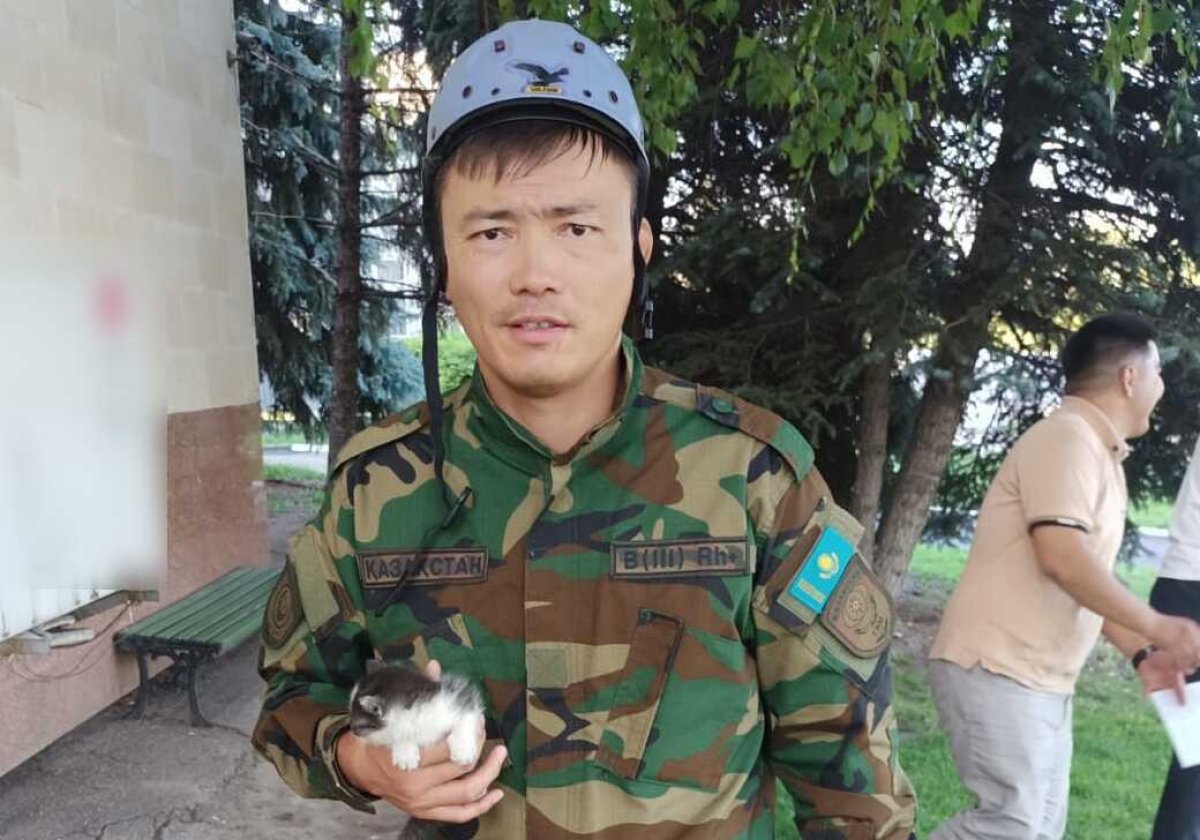 Из здания горакимата Усть-Каменогорска спасли "заложника"