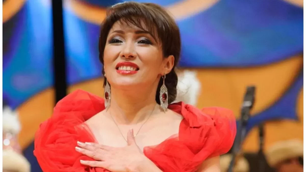 "Махаббат пен өнер ұлт таңдамайды": Толқын Забирова 26 жыл отасқан күйеуін көрсетті
