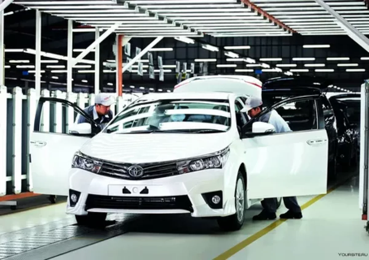 Жапонияда «Toyota»-ның 14 зауытында көлік құрастыру тоқтатылды