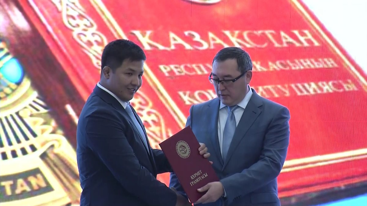 Қонаев қаласында Конституция күніне орай «Ата заңым – айбыным!» атты мерекелік жиын өтті