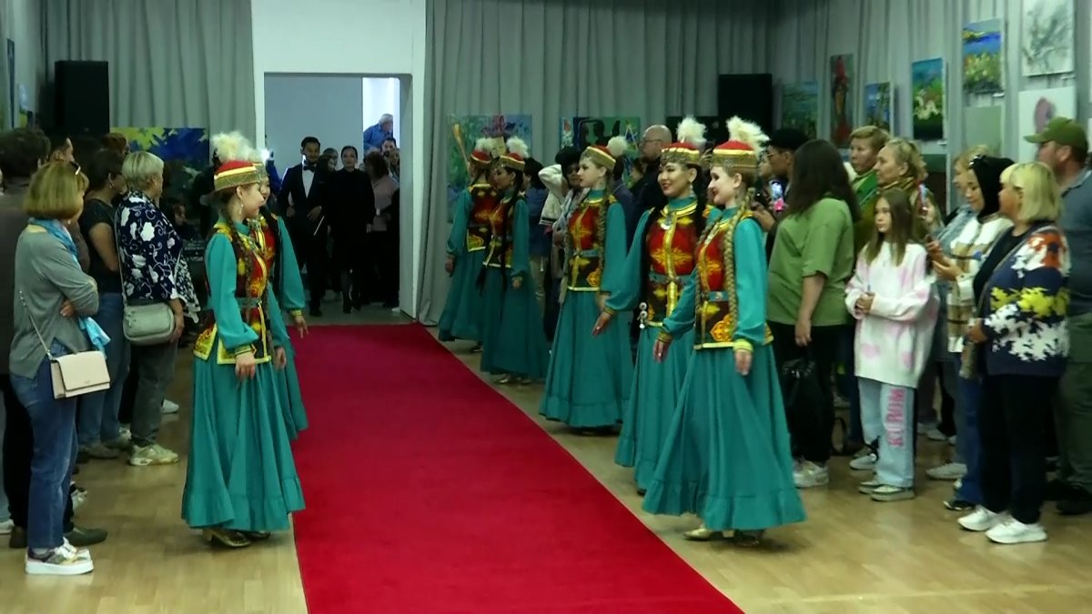 Энергия, которую больше нигде не встретишь: мировые художники изобразили казахстанский Ботай