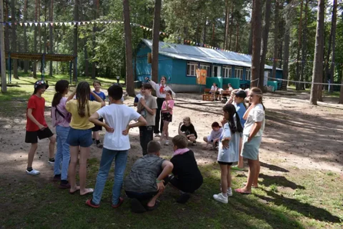 Түркістан облысында лагерьде демалып жатқан 400-ге жуық бала мерзімінен бұрын үйіне қайтарылды