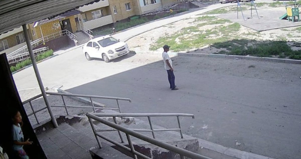 Мужчина преследовал ребёнка в Семее