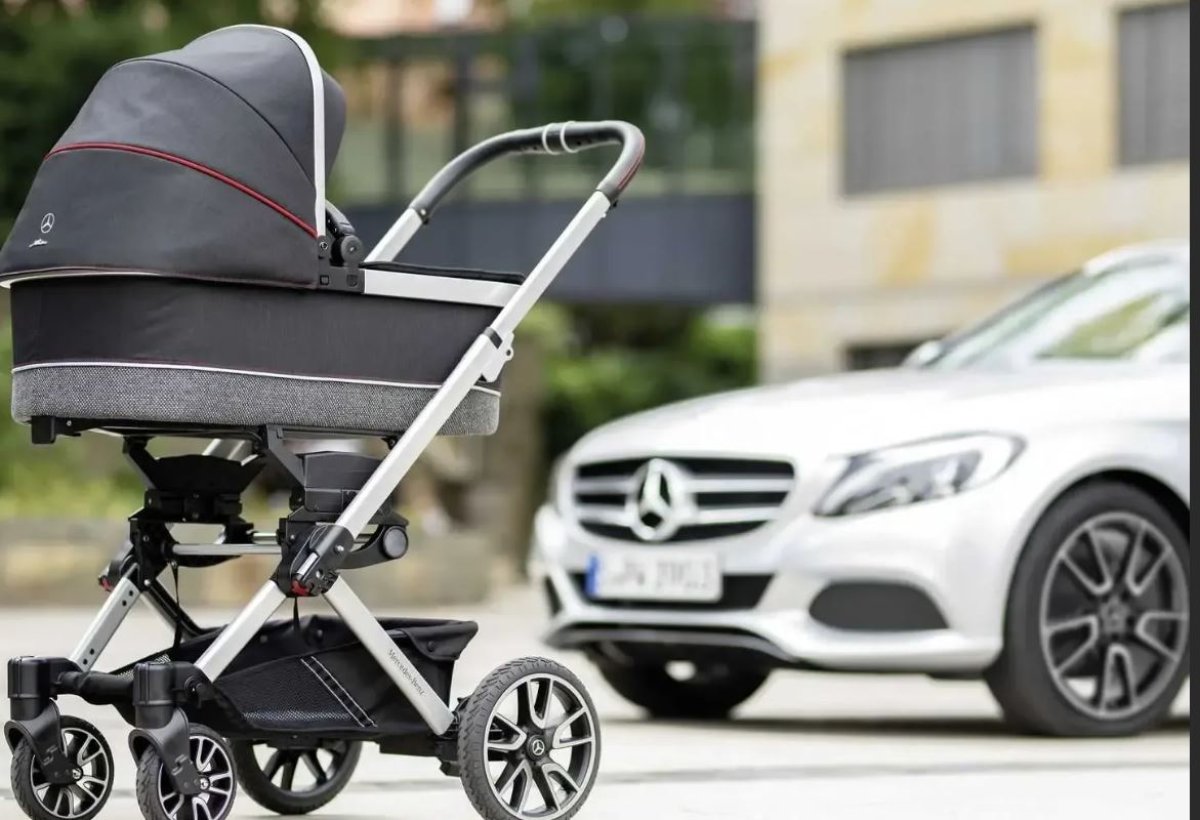 Два трупа и ребенка в коляске обнаружили на дороге полицейские СКО