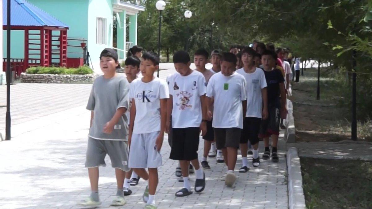 Атырауда 78 мыңнан астам бала лагерьмен қамтылды