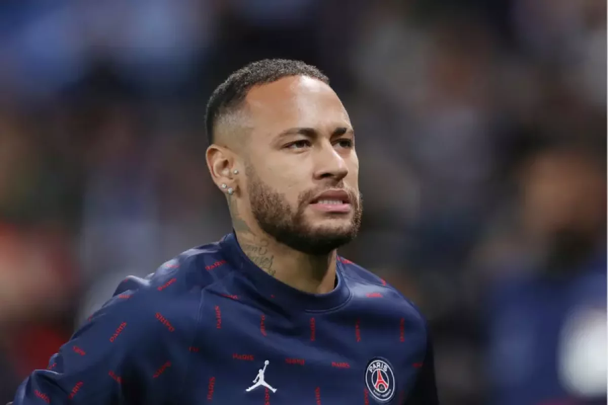 Неймар ПСЖ басшыларына клубтан кететінін айтты