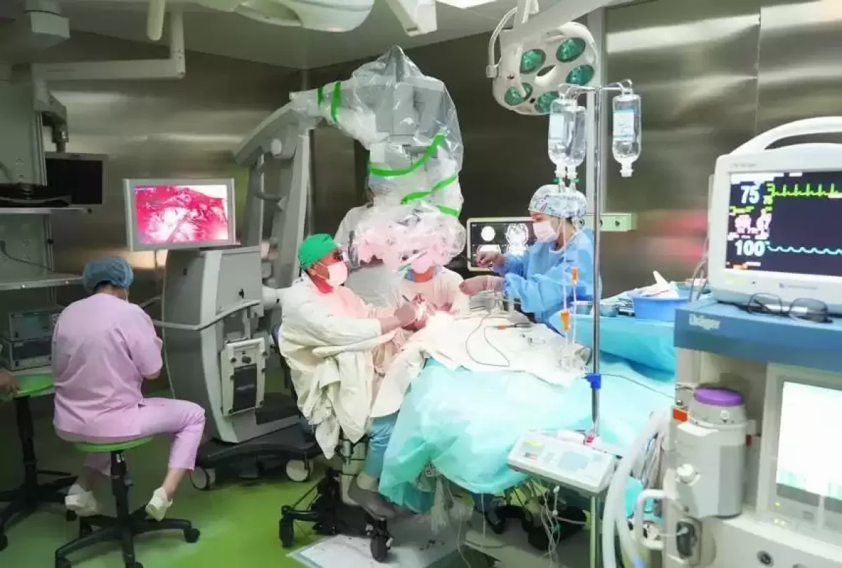 Лесби үштік секс